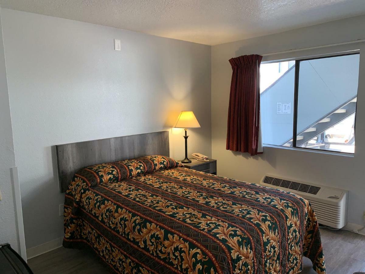 Ez 8 Motel Old Town Сан Диего Екстериор снимка